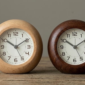 Minimalist Wooden Desk Clock, Natural Wood Bedside Alarm Clock, Modern Analog Table Clock, Small Round Shelf Clock