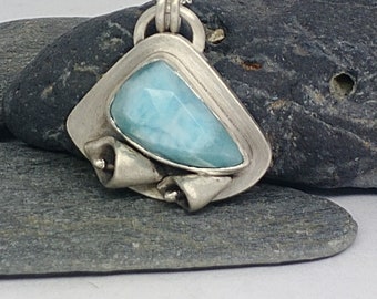 Larimar ketting. Sterling zilveren Neckalce, blauwe Larimar, blauwe edelsteen, handgemaakte Larimar ketting hanger, Larimar sieraden in zilver