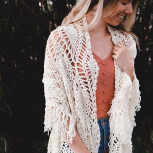 CROCHET PATTERN + VIDEO Boho Pineapple Crochet Wrap, Crochet Shawl with Video Instruction, Pineapple Crochet Stitch, Crochet Shawl