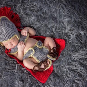 CROCHET PATTERN + VIDEO Gladiator Newborn Outfit | Halloween Photo Prop | Helmet Cape Sandals | Newborn Size | Instant Pdf Download