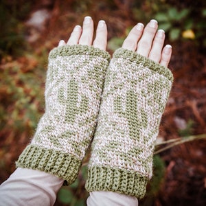 Cactus Crochet Mitten Pattern Instant Download PDF Pattern, One Size Crochet Pattern, Winter Fingerless Glove Mitten Accessories