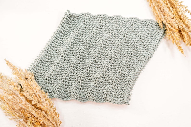 Happily Ever After Crochet Clutch Pattern Video Tutorial. Instant PDF Download Instructions. Learn to Steek Crochet with Magical Stitches image 10