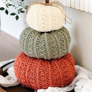 CROCHET PATTERN + VIDEO + App, Petal Loop Stitch Stacking Pumpkins, 3 Sizes, Fall Autumn Decor, Thanksgiving Centerpiece, Instant Download