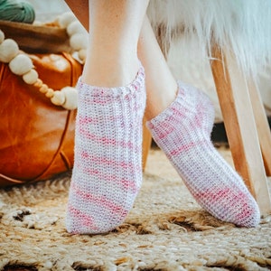 Simple & Best Crochet Sock Pattern, Instant Download, Easy to follow crochet pattern with video, footwear fashion, beginner crochet pattern imagen 6