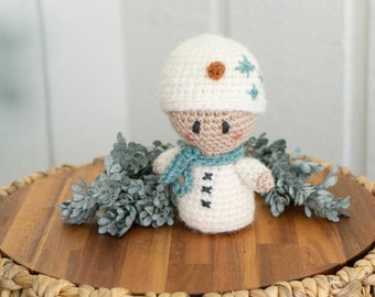 Snowman Amigurumi Pattern to Crochet, Crafting Winter Whimsy. Downloadable PDF Crochet Pattern. Easy ami doll.