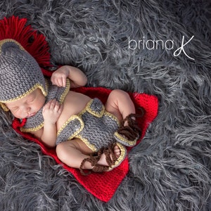 Crochet Pattern Gladiator Roman Spartan Warrior Newborn Set, Instant Download, baby newborn photography prop, easy to follow crochet pattern image 1