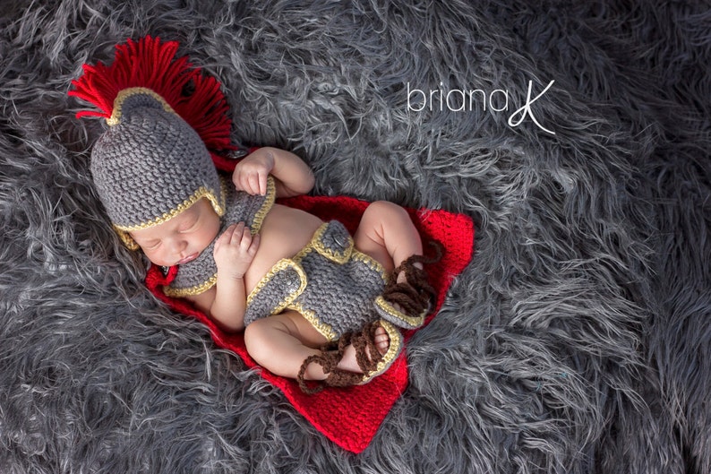 Crochet Pattern Gladiator Roman Spartan Warrior Newborn Set, Instant Download, baby newborn photography prop, easy to follow crochet pattern image 1