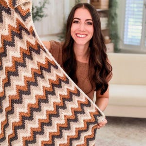 Ripple Crochet Blanket and Ripple Crochet Washcloth patterns by Briana K Designs, chevron zigzag blanket with cotton washcloths