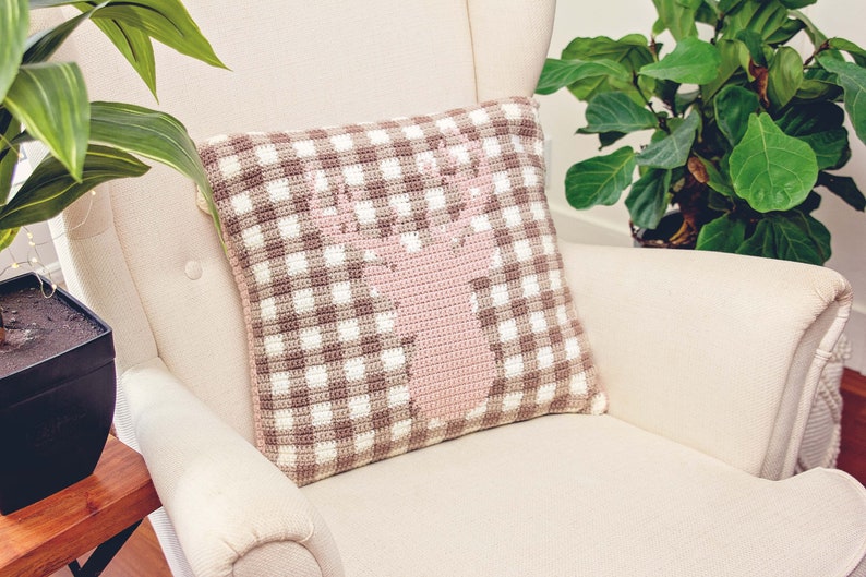 Farmhouse Plaid Deer Pillow Cover Christmas Decor, Instant Download PDF Pattern, Includes Chart, Holiday Decor Crochet Pattern image 8