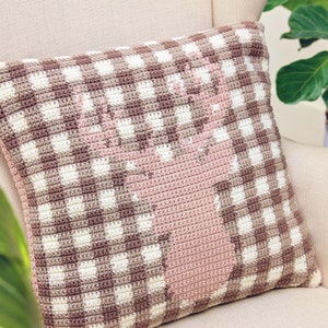 Farmhouse Plaid Deer Pillow Cover Christmas Decor, Instant Download PDF Pattern, Includes Chart, Holiday Decor Crochet Pattern image 1