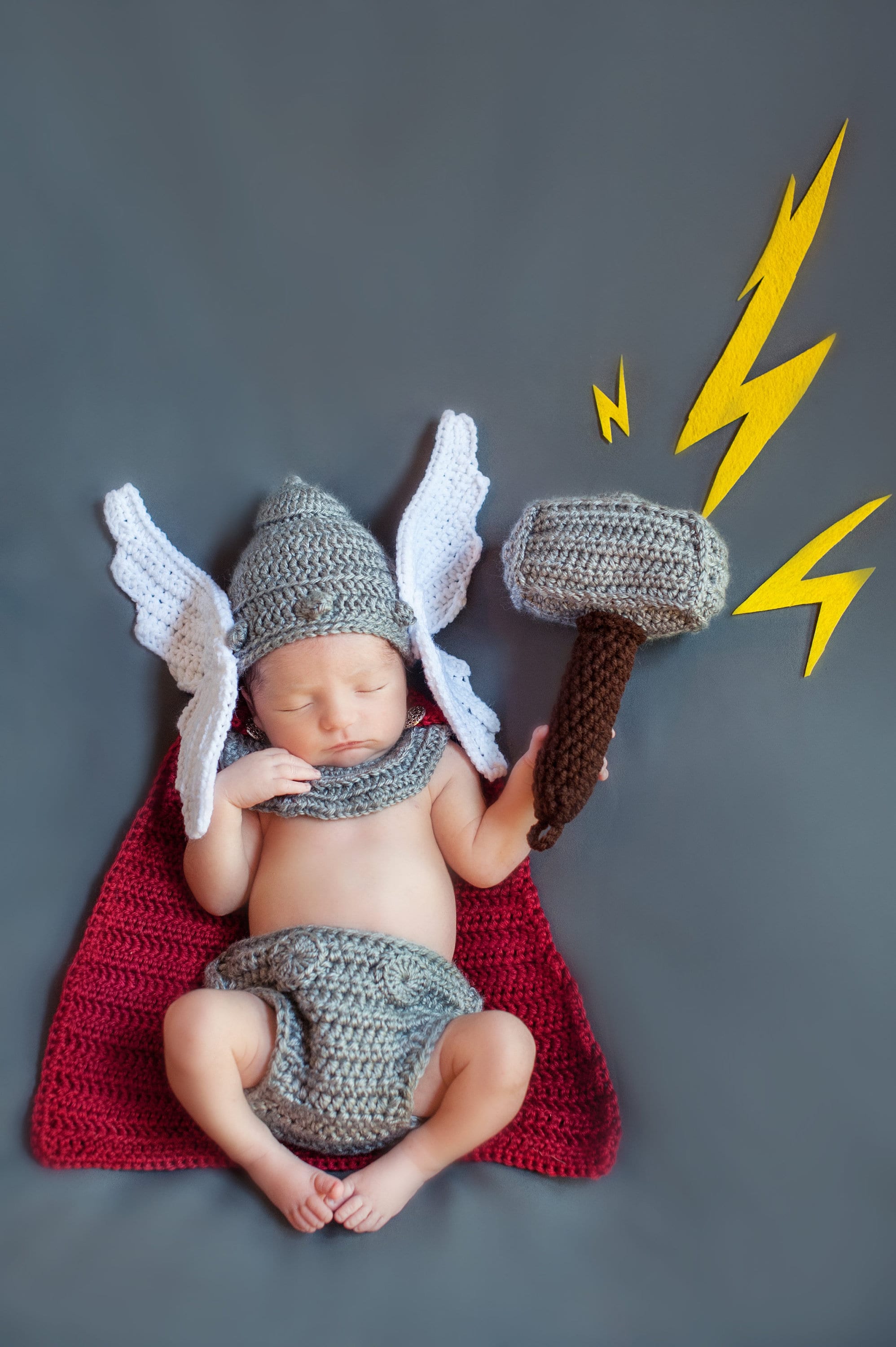 TLT Deluxe Thor Kinderkostüm – Offizielles Marvel-Kostüm Für Jungen, Größe 5-6 Jahre