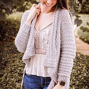 Snuggle Puff Crochet Cardigan Instant Download PDF Pattern, Adult and Plus Size Crochet Pattern, Fall & Winter Wear Fashion image 3