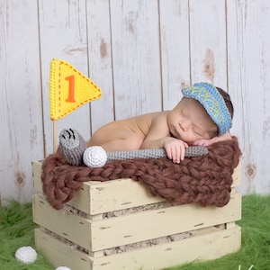 Little Golfer Crochet PATTERN Instant Download, Hole in One Newborn Golf Set, Crochet Golf Baby Gift image 1