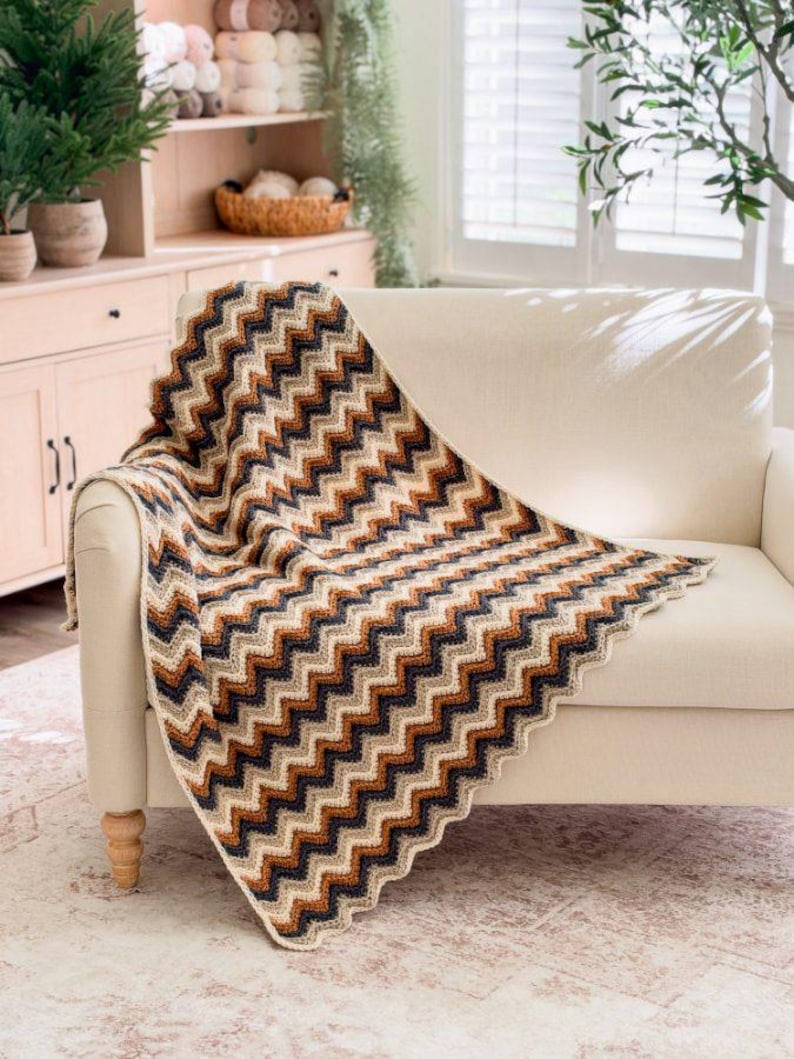Ripple Crochet Blanket and Ripple Crochet Washcloth patterns by Briana K Designs, chevron zigzag blanket with cotton washcloths