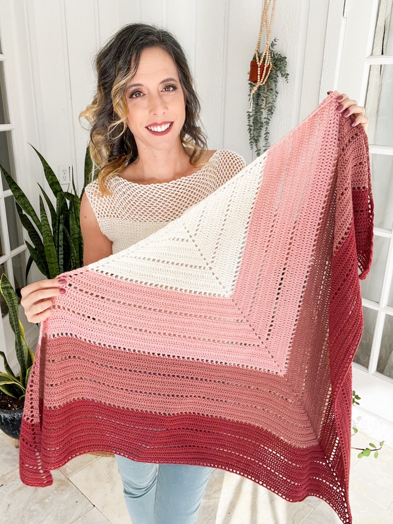 Pretty in Pink Triangle Crochet Pattern image 4