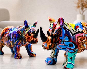 Sculpture colorée de rhinocéros - Figurine graffiti, décoration d'intérieur Pop Art, statue animal moderne, décoration d'étagère unique, élément d'accent éclectique