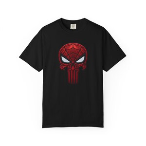 Camiseta Homem-Aranha x Justiceiro | Camiseta com estampa "Um salva, um pune" | Camiseta do Homem-Aranha imagem 4