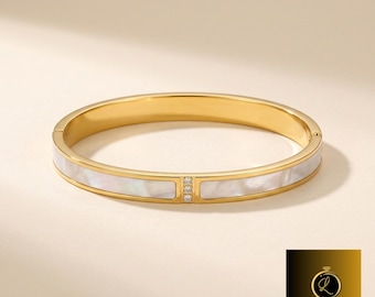 Diamond-Encrusted Stainless Steel Clasp Bracelet for Women, Luxury Plated Bangle, Elegant Minimalist Jewelry, Fashion Bracelet Gift for Her