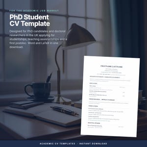 Pode incluir: Um modelo de documento digital intitulado PhD Student CV Template para o mercado de trabalho acad&eacute;mico. A p&aacute;gina branca apresenta sec&ccedil;&otilde;es para informa&ccedil;&otilde;es de contacto, interesses de investiga&ccedil;&atilde;o, educa&ccedil;&atilde;o, tese, publica&ccedil;&otilde;es e pr&eacute;mios.