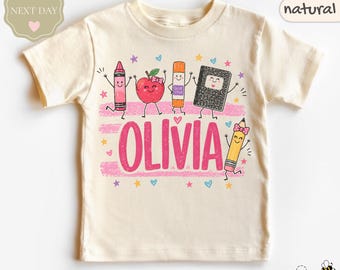 Camiseta personalizada para la vuelta al cole, camiseta personalizada para niña con nombre de profesora, camiseta bonita para material escolar, camiseta para estudiantes, camiseta para el primer día de clase, camiseta para niños