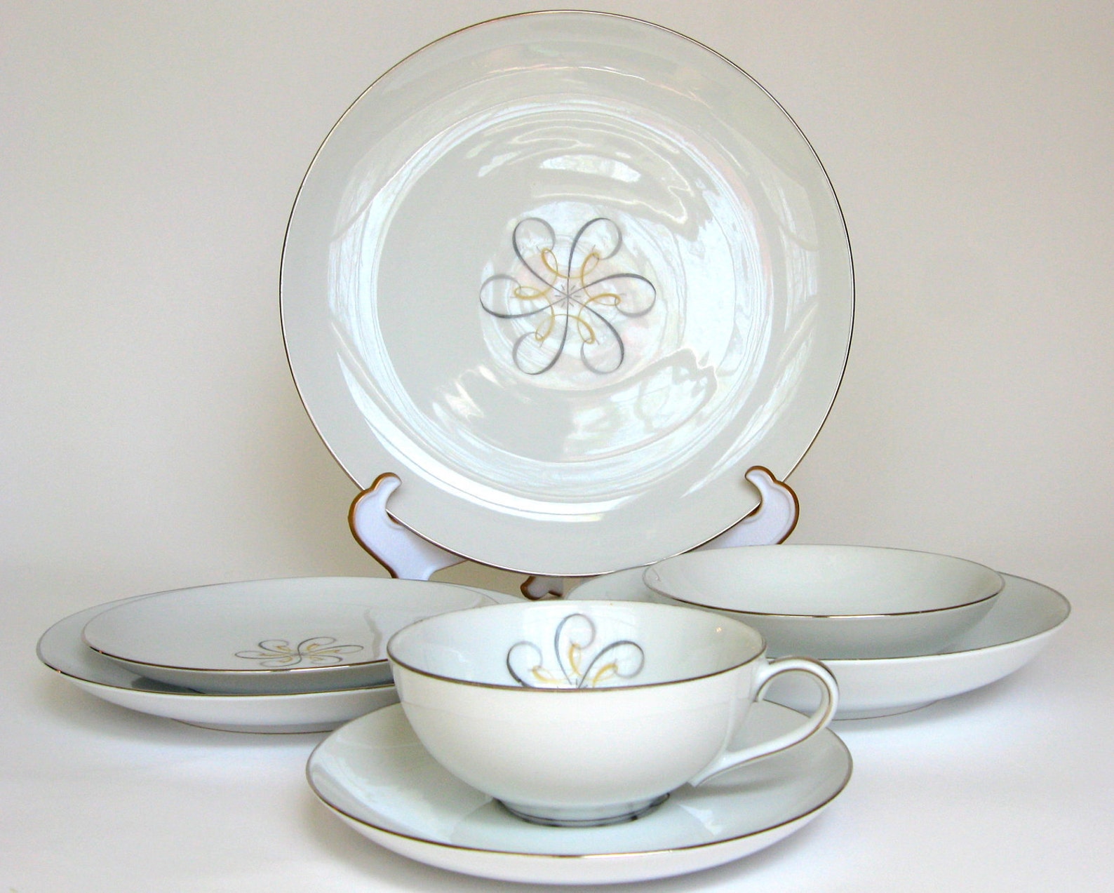 40-Pc Mid-Century Dinnerware Set for 8 Wentworth | Etsy