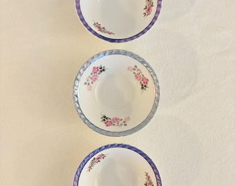 Set of 3 Vintage Japanese Lusterware Berry Bowls: Pink Floral, Iridescent Rims Cottagecore Dinnerware 1950's