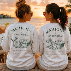 Sudadera para viaje de chicas de Mahjong, a juego, cuello redondo, estampado delantero y trasero, jersey de Mahjong, mesa de fichas, regalo para amigas, juego de vacaciones