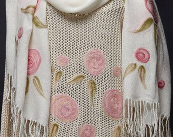 Ivory white sweater and shawl set with felted roses decoration in pale pink