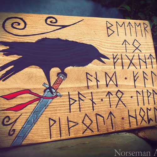 Raven Wood Carving - Etsy