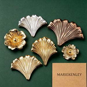 Vintage Gold Gingko Leaf Cabinet Knob | Creative Flower Drawer Pull | Mid-Century Modern Wardrobe Handle