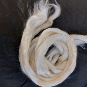 TENCEL Fiber. 100g/3.5oz Tops (combed ribbon) of Sliver Lyocell. Cellulose Roving. Produced from Eucalyptus Wood The Raw Material of Viscose