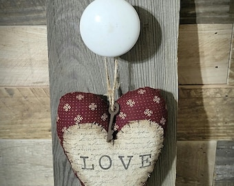 Primitive Heart On Reclaimed Wood With Vintage Doorknob - Valentines Decor - Heart Wall Hanging - LOVE Heart Decor - Rustic - Farmhouse