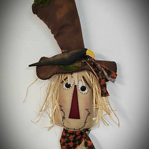 Primitive Scarecrow Door Hanger ~ Fall Decor ~ Fall Door Decor ~ Fall Wall Hanging ~ Scarecrow Doll ~ Fabric Scarecrow ~ Autumn Decor