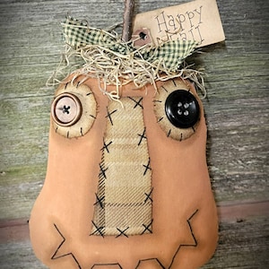 Primitive Pumpkin Cupboard Tuck ~ Fall Decor ~ Primitive Halloween Decor ~ Fall Pumpkins ~ Primitive Decor ~ Pumpkin Bowl Fillers ~ Folk Art