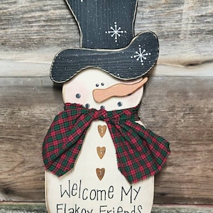 Snowman Wall Hanging ~ Winter Decor ~ Christmas Decor ~ Primitive Snowman ~ Rustic Snowman ~ Snowman Decor ~ Wall Decor ~ Door Decor