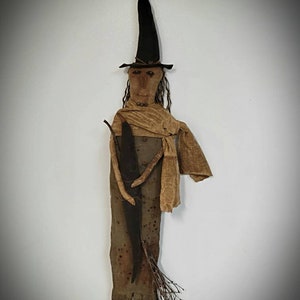 Extreme Primitive Witch Doll and Crow Door Hanger ~ Wall Hanging ~ Halloween Decor ~ Primitive Halloween ~ Spooky Decor ~ Gothic Witch ~