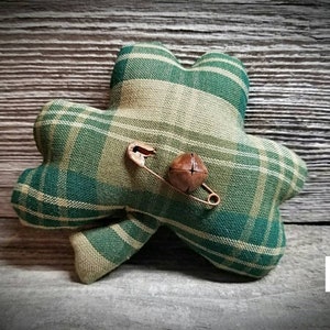 Primitive Shamrock Bowl Fillers ~ St Patrick&#39;s Day Decor ~ Shamrock Ornaments ~ Irish Decoration ~ Shamrock Tucks ~ Lucky Clover ~ Shamrocks