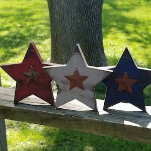 Mesa de estrellas primitivas ~ Americana primitiva ~ Decoración primitiva ~ Patriótica primitiva ~ Verano primitivo ~ Campestre primitivo ~ Rústico