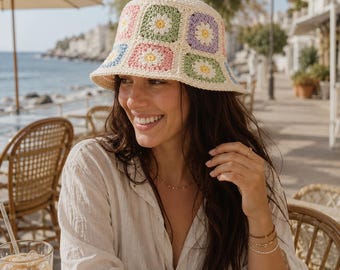 Daisy Granny Square Bucket Hat Crochet Pattern, Summer Sun Cap PDF, Floral Boho Festival Accessory Tutorial