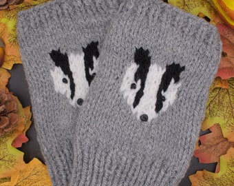 Handknitted Badger fingerless mittens/gloves
