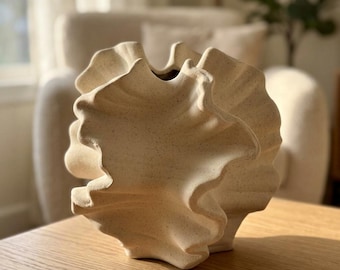 Modern Ceramic Vase – Tabletop Flower Container, Living Room Decor