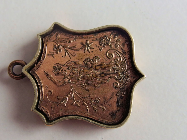 Embossed Woman with Cherub on Back Redmen Double Sided Shield Fob Nice Enamel TOTE Insignia with Weaponry U.S Rare RGP Flag Shield
