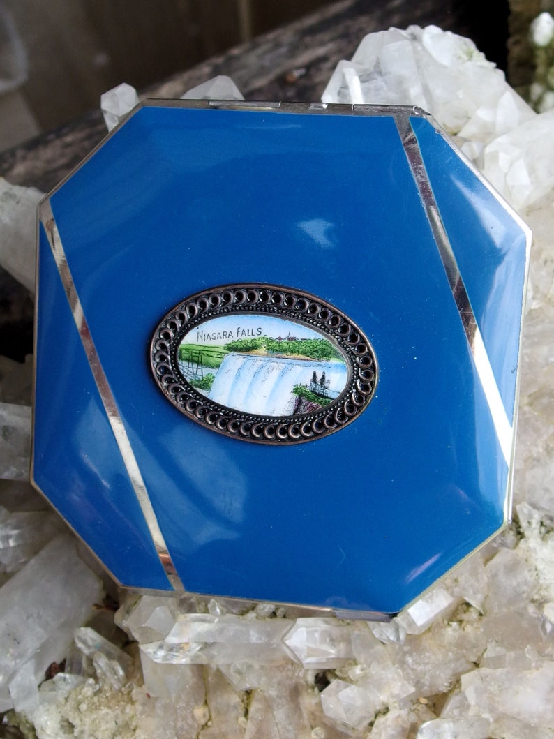 Czech Made Niagara Fall Souvenir Compact Mirror Vivid Blue Enamel Chrome Stripes with Porcelain Enamel Oval At Center Puff Sifter Nice