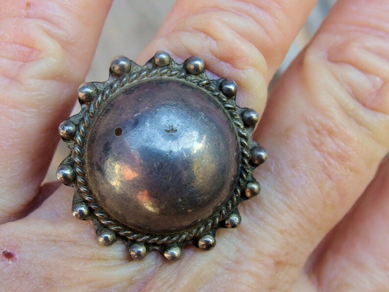 Wire Twist Silver Bead Border Stamped Motifs on Shoulders Triple Split Shank Size 7 12 1 18 High Native American Old Pawn Dome Ring