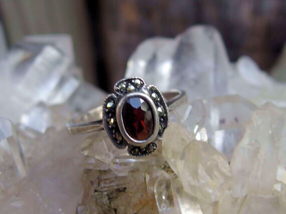 1940's Sterling Silver Garnet Marcasite Ring, Wel… - image 9