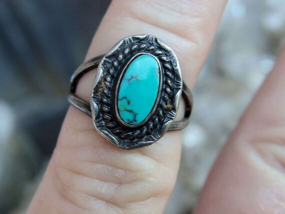 Turquoise Silver Split Shank Ring, Great Stone, I… - image 5