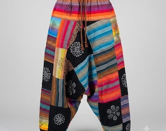 Pantalones harem hippies bohemios con patchwork, hechos a mano en algodón nepalí con bolsillos, pantalones harem étnicos holgados para hombres y mujeres, unisex.