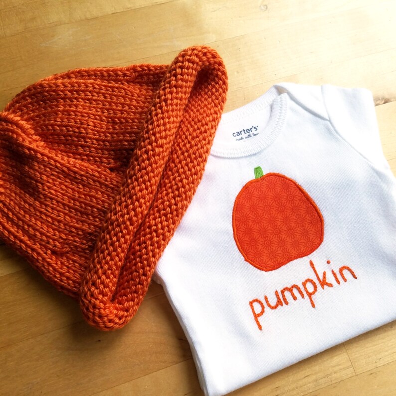 Going Home Outfit FVB017P FVH017P HAND EMBROIDERED Bodysuit Onesie Hand Knit Beanie Hat for Newborn Infant Pumpkin New Baby Gift Set