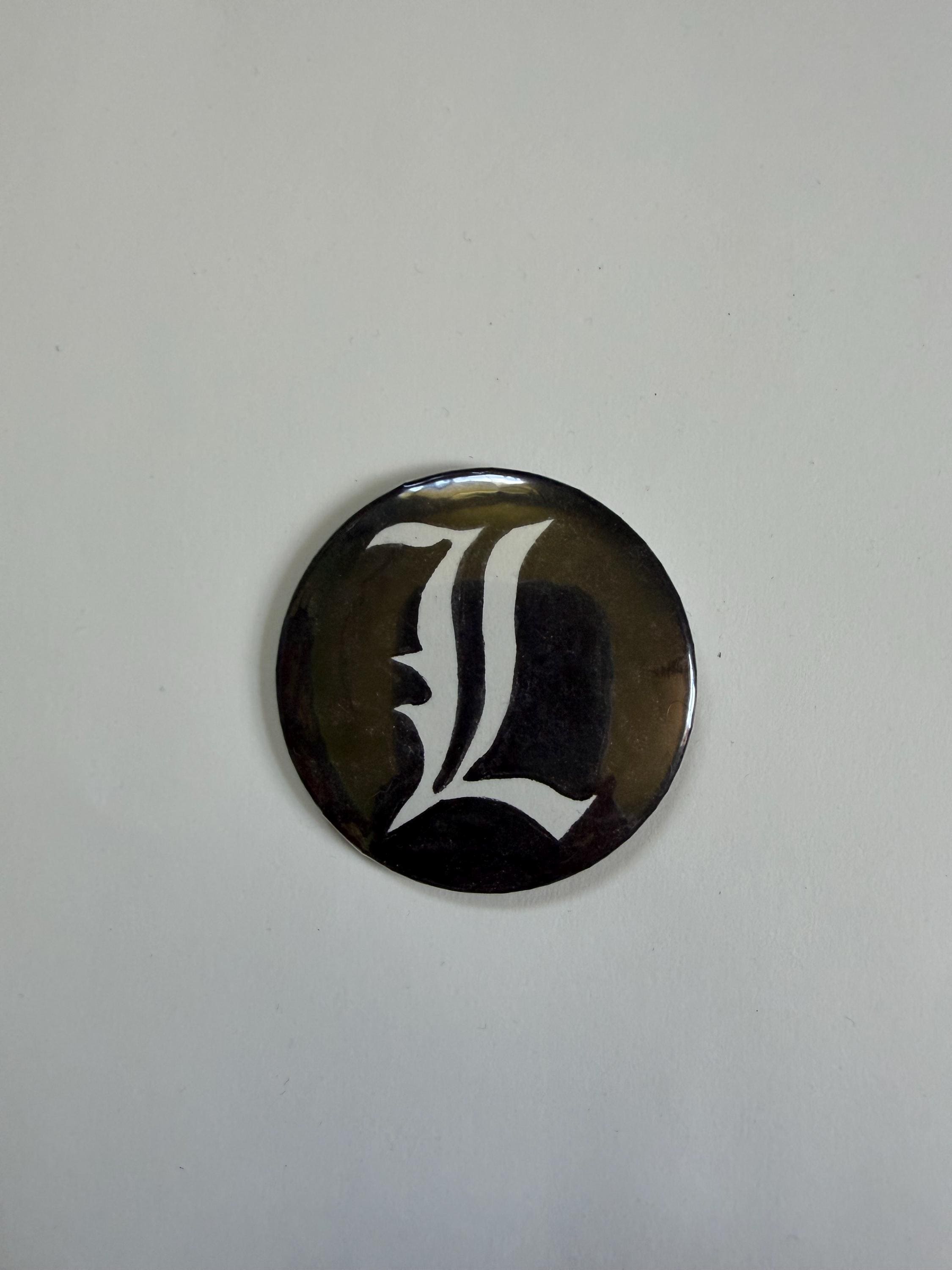 デスノート　DEATHNOTE ピンアクセサリー　L Death Note Pin - Etsy