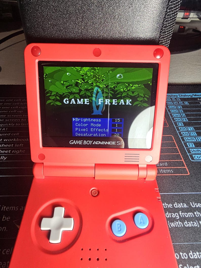 Game Boy Advance SP IPS V5 Modded Console | USB-C Charging | FunnyPlaying 950mAh Battery | Upgraded Speaker | Retro Handheld Game System bild 8